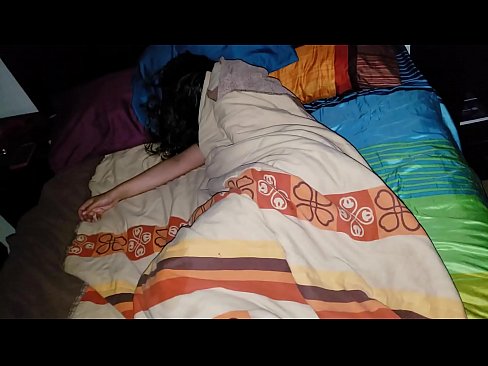 ❤️ UStepson ethethisa usingamama wakhe osemncane lapho elele. Izithombe zocansi ezisezingeni eliphezulu ku-zu.verhentai.ru